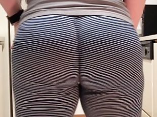 Wedgie Leggings Fat Booty