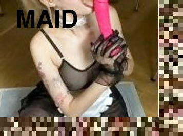 The maid said they'd pay if she sucked that pink dildo