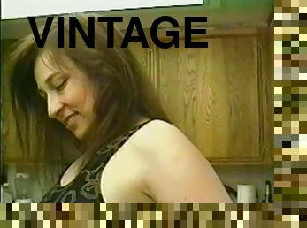 Vintage amateur fuck with a wife in stockings taking cock