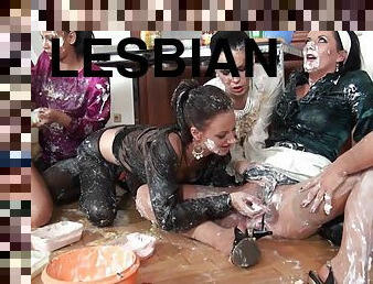 Celine Noiret joins a bunch of friends for a messy lesbian game