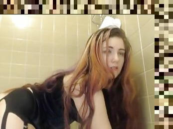 Goddess golden shower slave bathtub