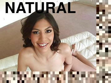 Latina babe with natural tits gets cumshot after giving blowjob in POV