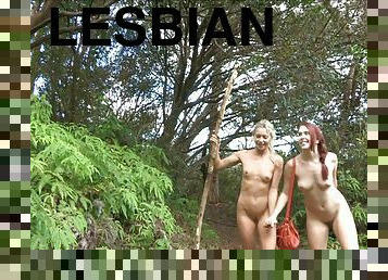 Melody and Lena Hawaii finger their cunts in the forest