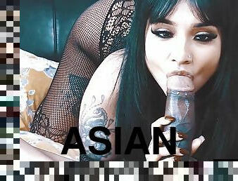 Asian slut with Yasmina and Sahara