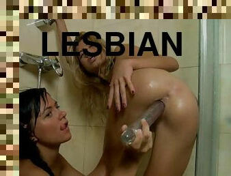 Stunning Stephanie And Isabel Have Lesbian Sex In The Shower