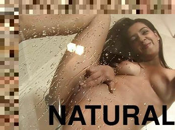 Exquisite Addison Dark Pisses Herself In The Shower