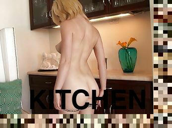 Exquisite Catie Parker Masturbates Fervently In The Kitchen