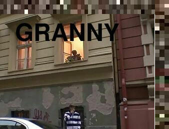 vieux, orgasme, granny, jeune-18, cognage, plus-agée, vieux-jeune