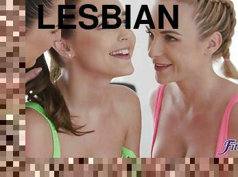 Fitness Rooms - Lesbian Threeway After Arousing Workout 1 - Leanne Lace