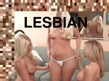 Smokin' Hot Mackenzie And Her Lesbian Girls Do A Three Way