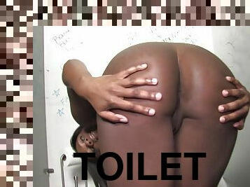 Goddess Nyomi Banxxx Masturbates While Sucking A Cock In A Toilet