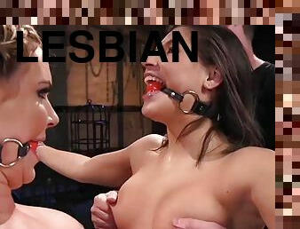 masturbavimasis, lesbietės, žaislas, bdsm, seksas-tryse, blondinė, užspringimas, olandai, raiščiai