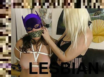 Batgirl Lesbian Bondage Role play