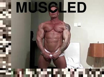 Muscle bodybuilder rimjob with cumshot