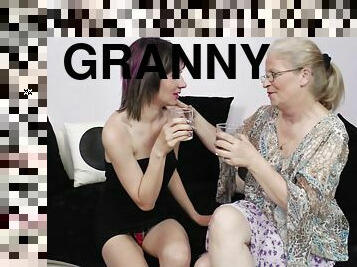 Seductive lassie has her pussy licked by a naughty granny