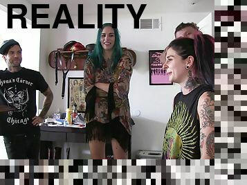 Behind the scenes of punk porn shoots with sexy tattooed girls