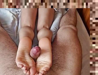 reverse footjob and cum on soles