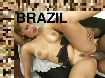 Foxy blonde Brazilian fucked in her tight ass