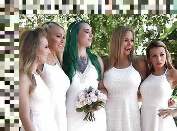 Appealing babes turn wedding party into loud orgy