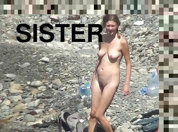 Sexy chicks is walking naked with her sisters