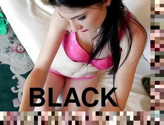 Enger black haired eurobabe sex for cash