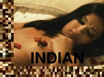 Nude Bollywood Babe