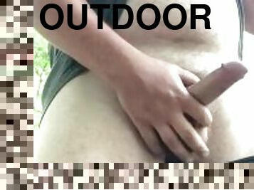 HUGE CUMSHOT outdoor masturbation session