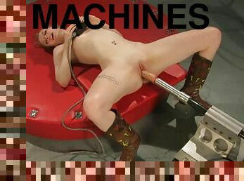 Sexy Chick In Boots Taking a Fuck From a Machine In Solo Masturbation Vid