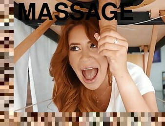 Kinky chick Scarlett Sommers gets fucked during a massage