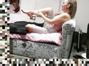 Classy Filth gets her Feet Massaged by Nemo Brown