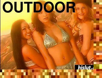 Outdoor lesbian three way that youll adore