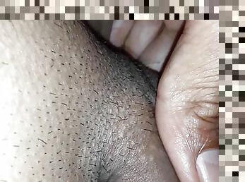 Sange pingin muncrat sampai climak pegang kontol.