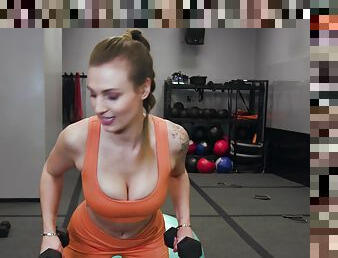 Hardcore fucking in the gym with provocative babe Kenzie Love