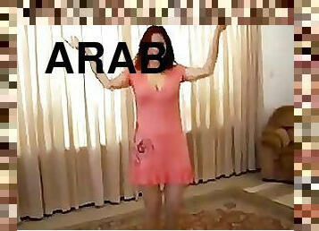 Stunning Arab Babe Belly Dancing in a Homemade Video