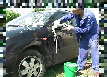 A lucky guy washes a car and ends up fucking a hot chick on the hood