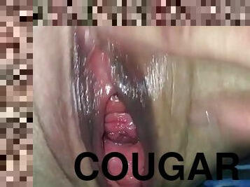 Cub 37m makes Cougar 51f squirt from fisting