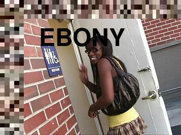 Ebony girl fucking and sucking cock in the gloryhole