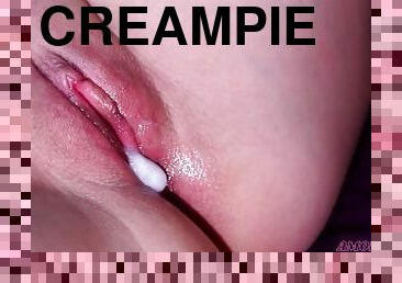 Close Up Quickie Ends With A Hard Throbbing Creampie