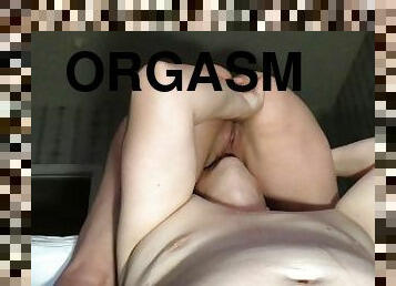 orgasm, pasarica, tasnit, amatori, milf, cu-degetelul, stand-pe-fata