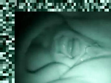 Night vision amateur pussy fingering