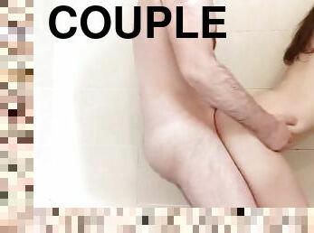 Sexe chaud sous la douche Couple amateur AlexaSunset