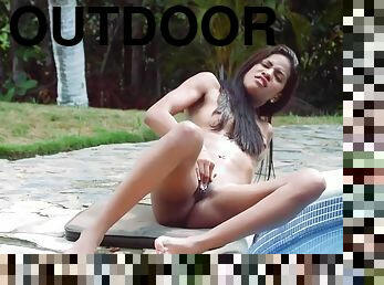 Spic Penellope Strip And Masturbating Outdoor