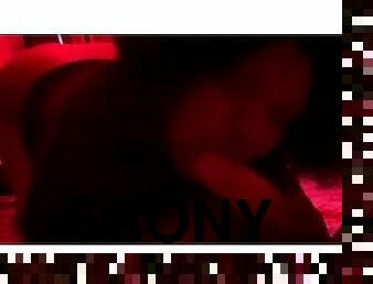 Ebony sucking white dick