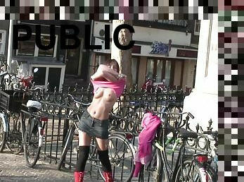 Public flashing turns into public pussy toying and cumming