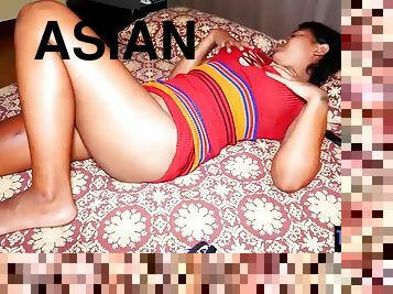 Asian slut with big ass Por sucked a big cock and enjoyed a hard fuck