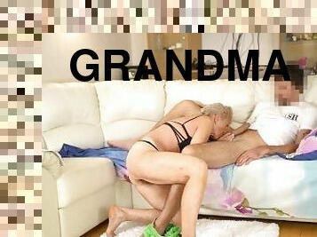 vanaema, vana, küpsemad, suhuvõtmine, memm, suur-munn, milf, emme, creampie, blond