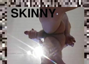 Skinny teen big cumshot