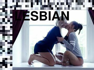 Lesbian stepsisters cant get enough of each others pussies