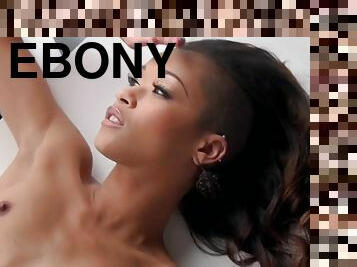 Beauteous ebony teen whore Skin Diamond