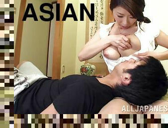 Hot asian babe Ayumi Shinoda in amateur titty fucking